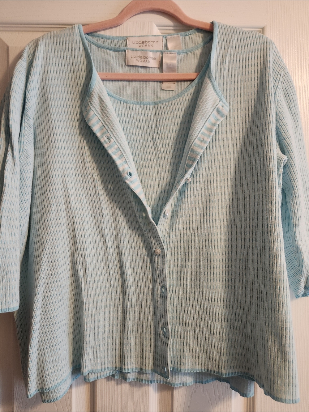 Liz Claiborne Pale Blue Ribbed Button-Down Top